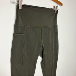 Heynuts dark olive green leggings with pockets size small‎ (4-6)